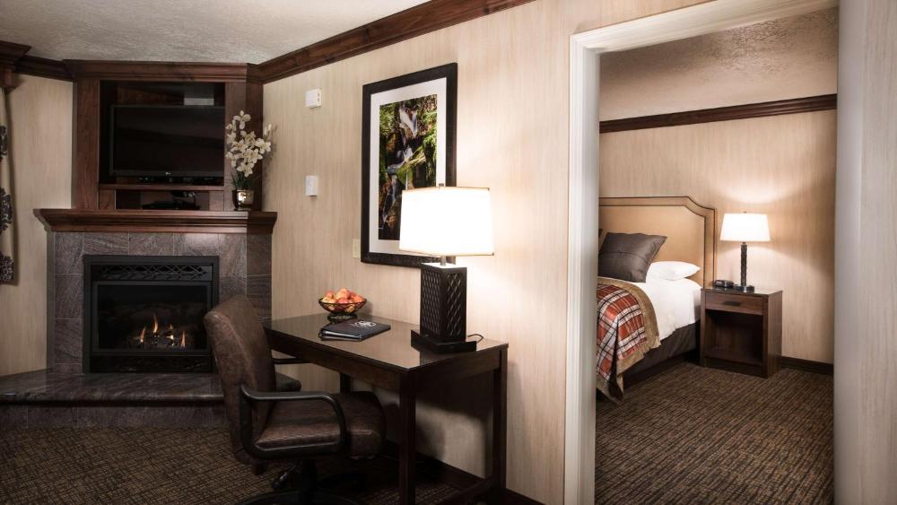 Executive King Suite - Non-Smoking interior